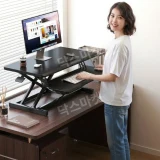 TOP7 좁은 책상에서 서서 일하고 싶은 사람 스탠딩 데스크 컨버터 추천 추천 모델 아이언백 스탠딩 데스크 컨버터 높이조절 접이식 책상 척추건강, 옵시디언 블랙 단층 공압식